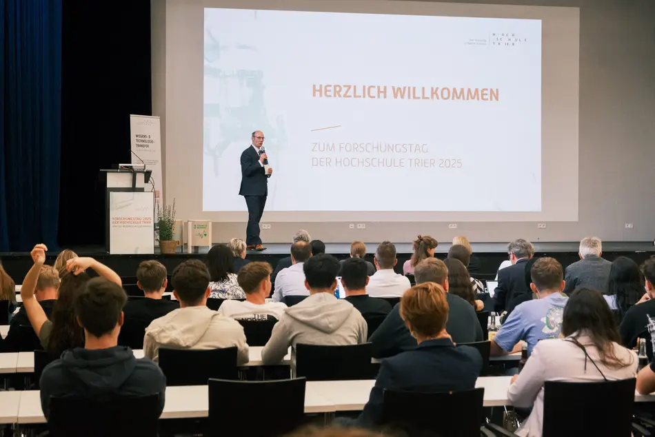Begrüßung Forschungstag 2025 Hochschule Trier Umwelt-Campus